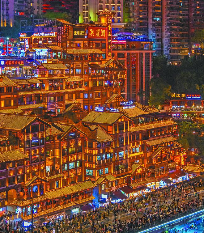 ！重庆火锅“涮出”3千亿大市场PG麻将胡了试玩平台热辣滚烫(图2)