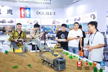 5上海玩具展 DIY玩具展麻将胡了2试玩模拟器202(图4) 5上海玩具展 DIY玩具展麻将胡了2试玩模拟器202(图4)